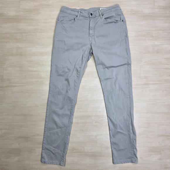 Aviator - Picture 2 of 11